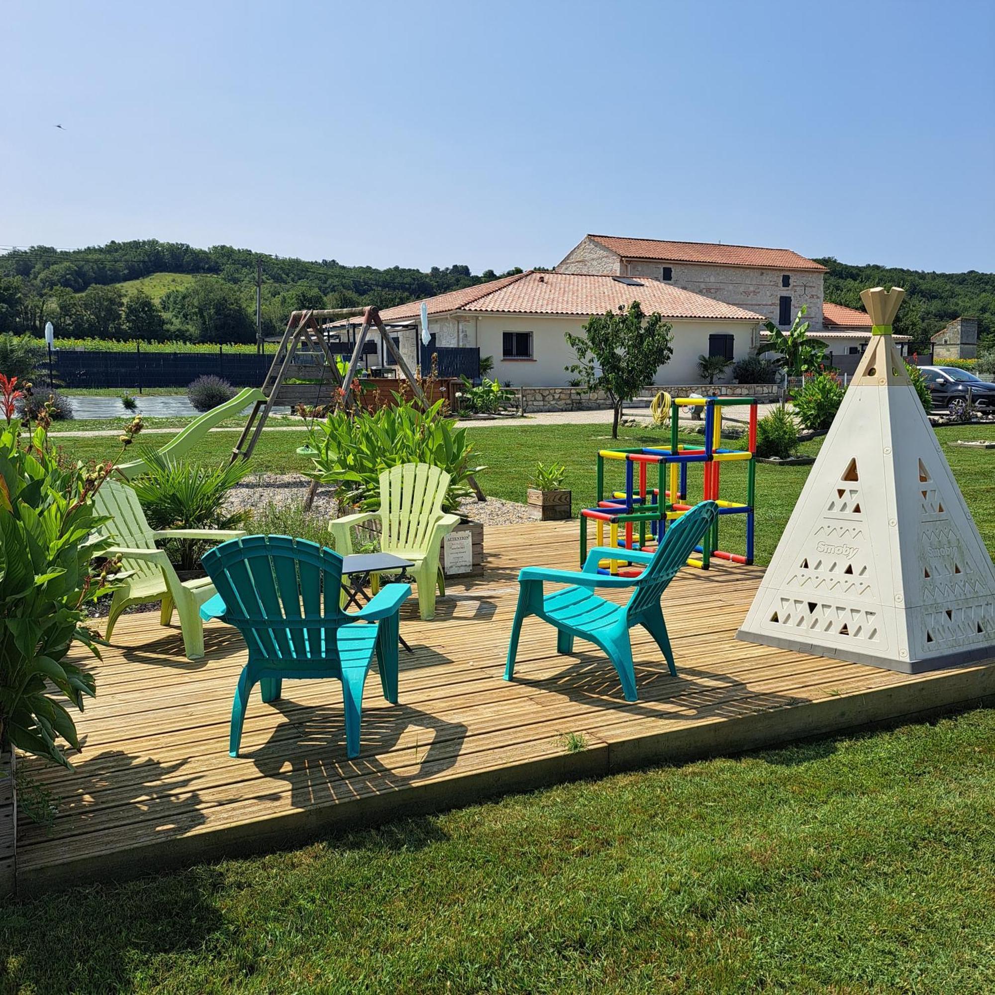 Le Domaine Vesque Villa Saint-Pierre-de-Clairac Dış mekan fotoğraf